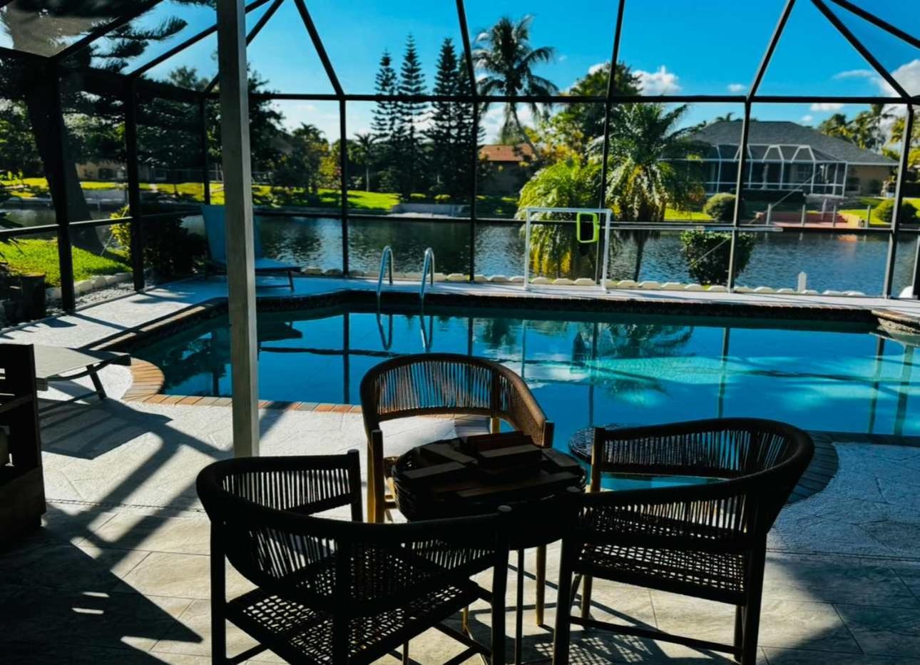 Villa Hidden Secret Waterfront Retreat Cape Coral Exterior foto